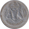  Мадагаскар. 5 франков 1953 год. Буйволы. 