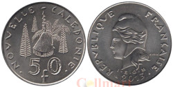 Новая Каледония. 50 франков 2013 год. Хижина.
