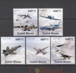 Набор марок. Гвинея-Бисау 2013 год. Советские и Российские самолеты. (5 марок)