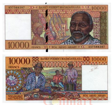  Бона. Мадагаскар 10000 франков 1995 год. Резчики. (Пресс) 