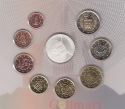 Сан-Марино. Набор евро 2015 год. Серебряная монета 5 евро - Международный год Света. (9 штук в буклете)