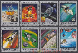 Набор марок. Руанда 1970 год. Космические аппараты. (8 марок)