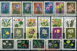 Набор марок. Цветы. 24 марки + планшетка. № 1358.