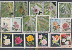Набор марок. Цветы. 17 марок + планшетка. № 715