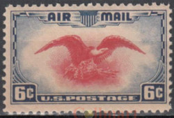 Марка. США 1938 год. Белоголовый орел (Haliaeetus leucocephalus), герб.
