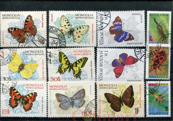  Набор марок. Бабочки. 12 марок + планшетка. № 1561. 